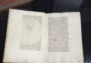 Biblioteka Jagiellońska zaprezentowała rękopis „O obrotach sfer niebieskich” Kopernika