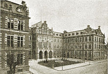 Siedziba Senatu Wolnego Miasta Gdańska przed 1939 rokiem. Obecnie na jego miejscu znajduje się gdański Urząd Miejski.
