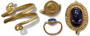 grafika 1 Przykładowa biżuteria rzymska pierścienie i bransolety zob.httpantiquebizu.plepoki-i-styleczytajtrescbizuteria-starozytnego-rzymu.html (2)