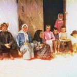 Rodzina przesiedleńców w Grafówce w Muganiu, fot. Siergiej Prokudin-Gorski, ok. 1905-1915 r.