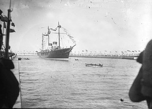 112-metrowy jacht "Standard" - własność Mikołaja II, początek XX wiek