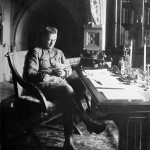 Aleksander Kiereński w swoim gabinecie, 1917 r