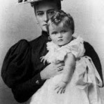 Aleksandra z malutką Olgą, 1896 r