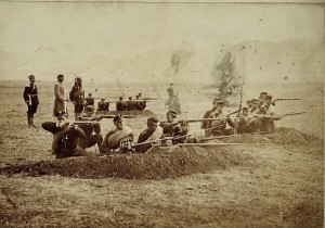 Rosyjscy żołnierze w okopach, 1877 r