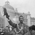Generał Ławr Korniłow przybywa na naradę wojskową, 27 sierpień 1917