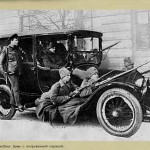 Posłowie do Dumy w samochodzie, marzec 1917