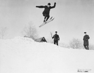 Ski_jumping_1905
