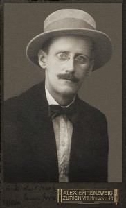 James Joyce (1915)