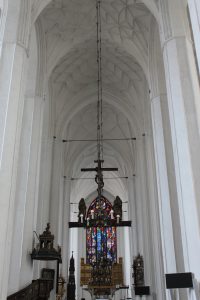 Wnętrze kościoła Mariackiego w Gdańsku, widok ku wschodowi, autor: Maja Sypniewska